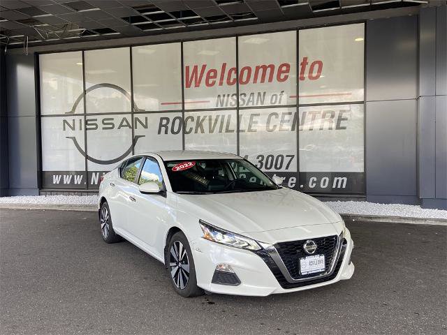 Certified 2022 Nissan Altima 2.5 SV image 1