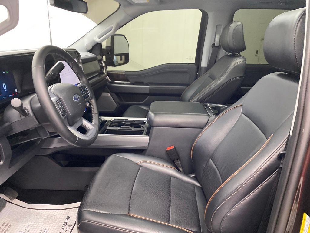 Used 2025 Ford F250 Lariat w/ Lariat Ultimate Package AWD/4WD image 12