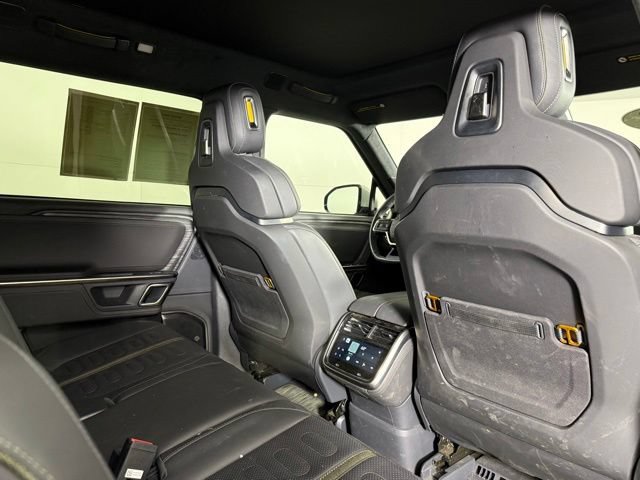 Used 2023 Rivian R1S Adventure AWD/4WD image 30