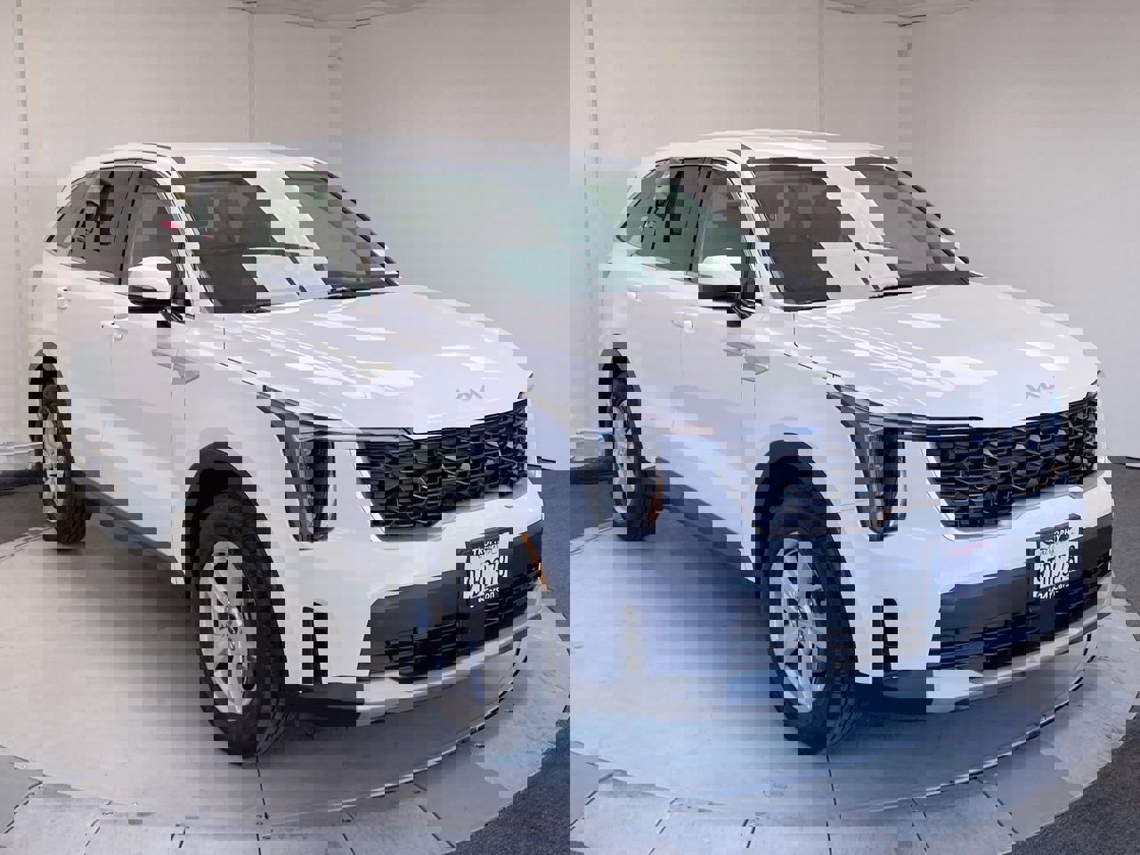 Certified 2025 Kia Sorento LX image 7