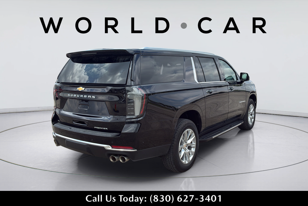Used 2026 Chevrolet Suburban Premier RWD image 17