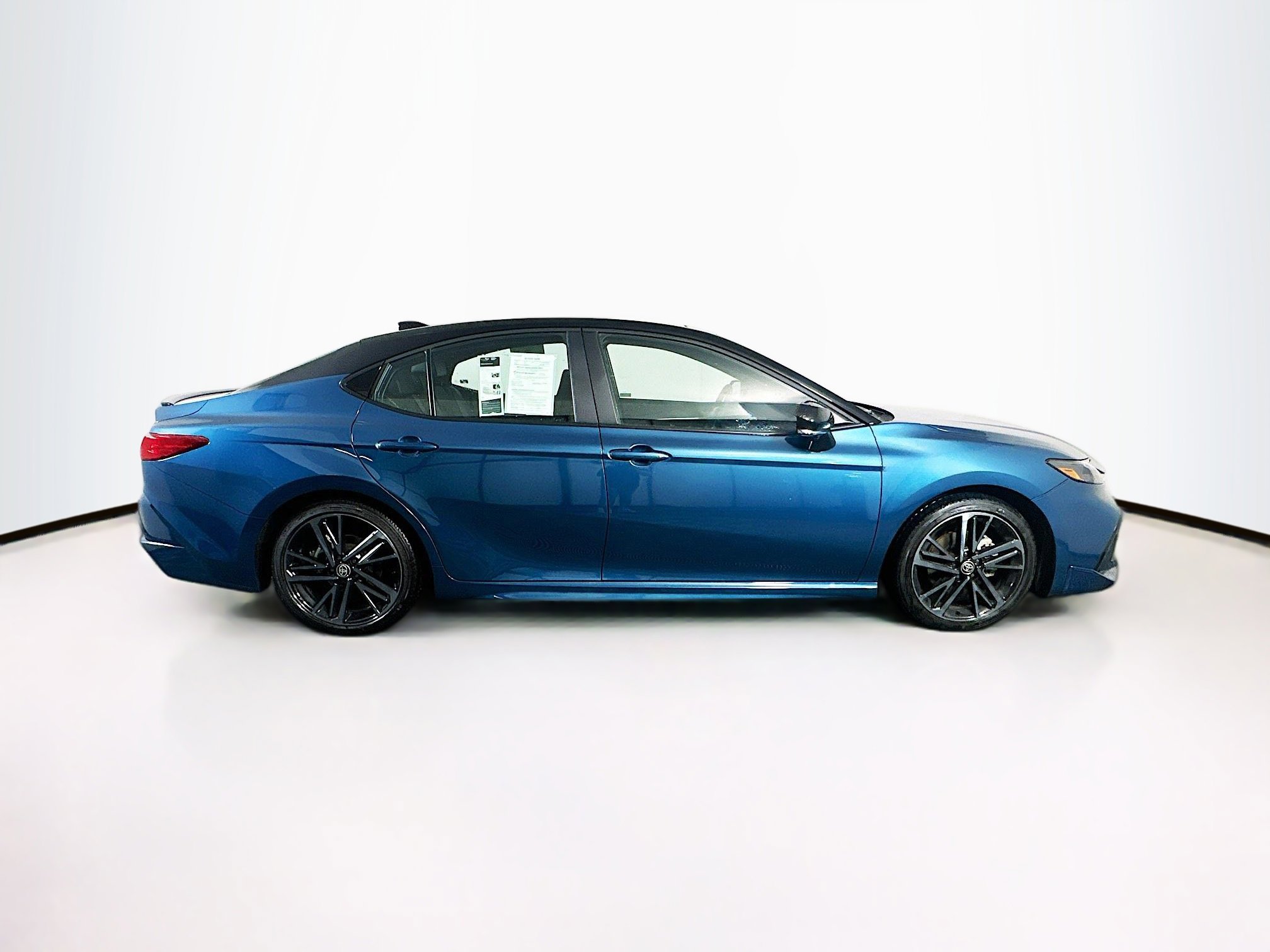 Used 2026 Toyota Camry XSE w/ Premium Plus Package FWD image 10