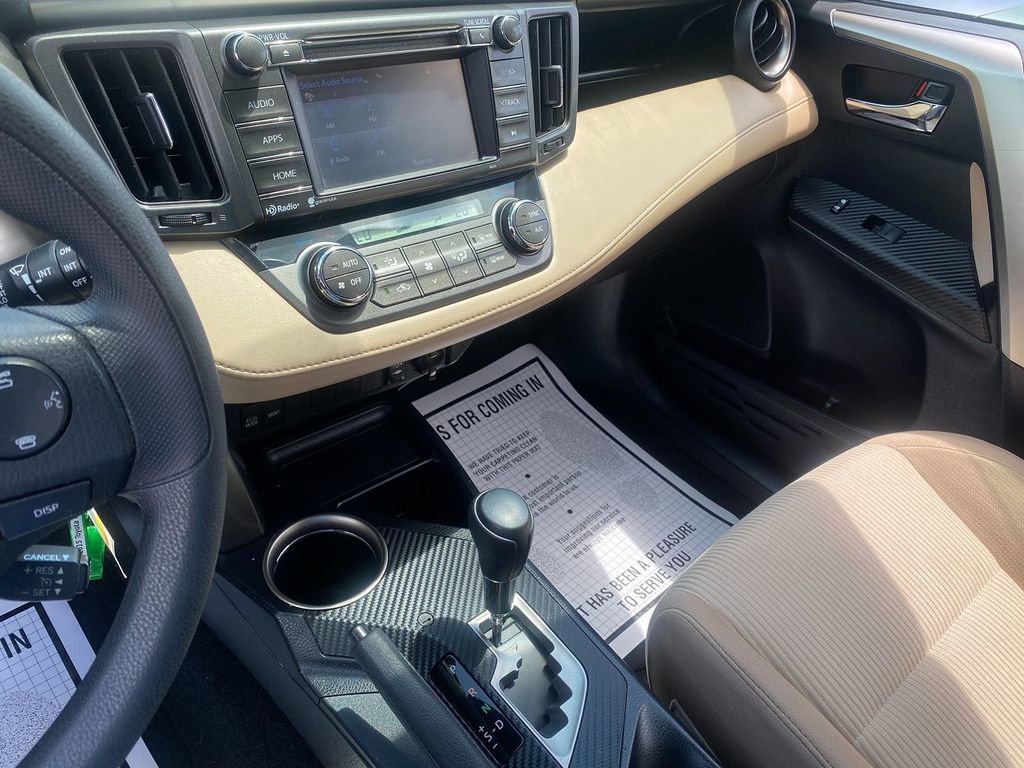 Used 2015 Toyota RAV4 XLE image 21