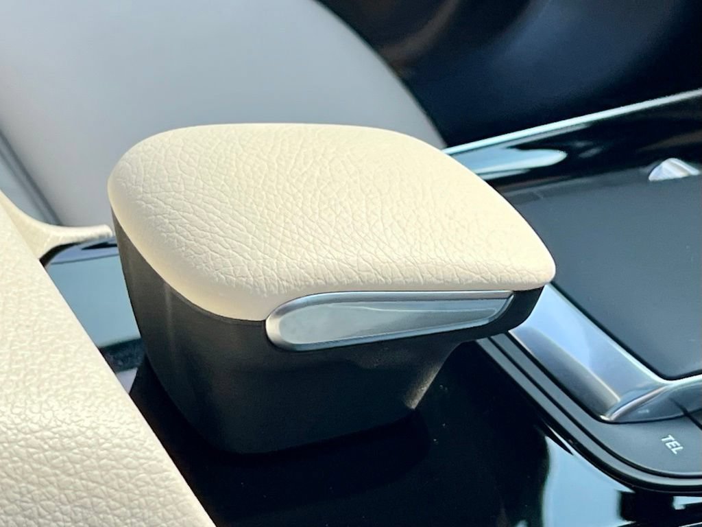 Certified 2023 Mercedes-Benz GLA 250 4MATIC image 37