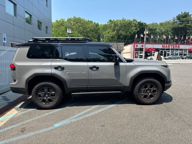 New 2026 Lexus GX 550 w/ Accessory Package (32) AWD/4WD image 6