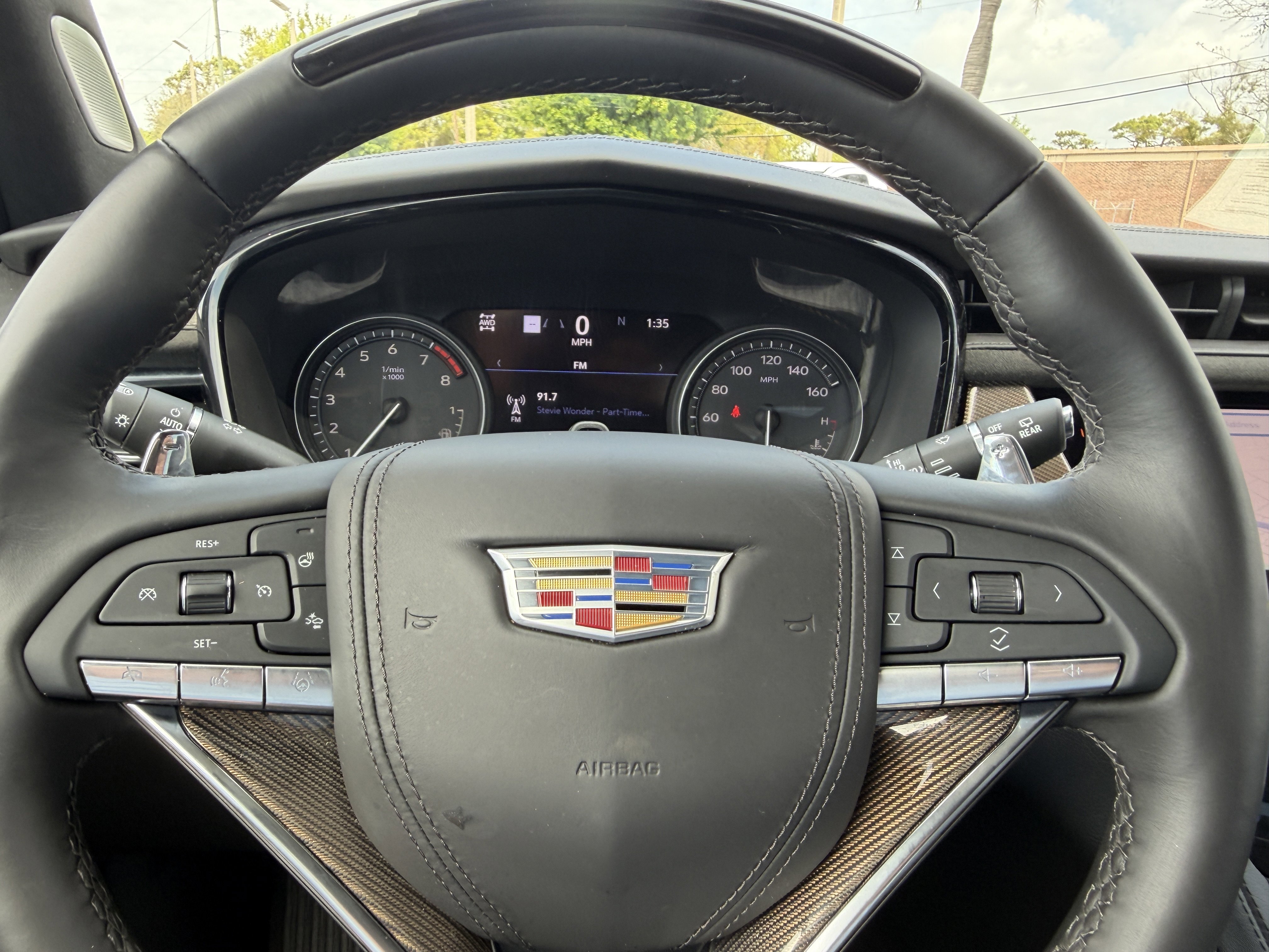 Certified 2025 Cadillac XT6 Sport w/ Platinum Package image 32