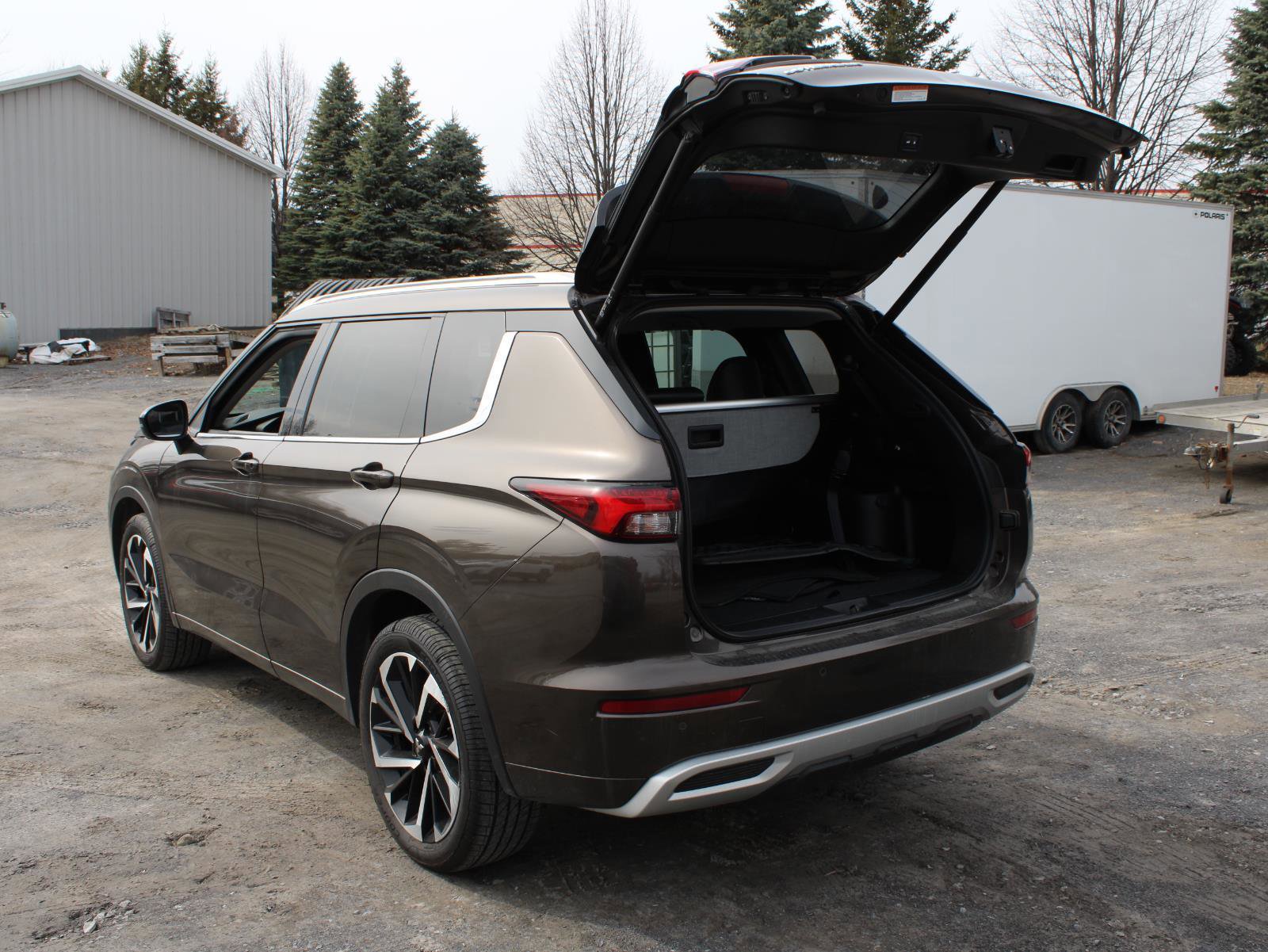 Used 2023 Mitsubishi Outlander SEL AWD/4WD image 7