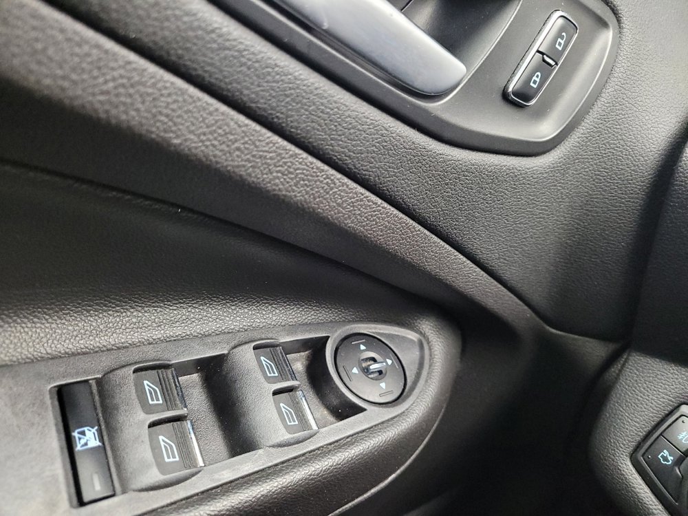 Used 2016 Ford Escape SE w/ SE Leather Comfort Package AWD/4WD image 27