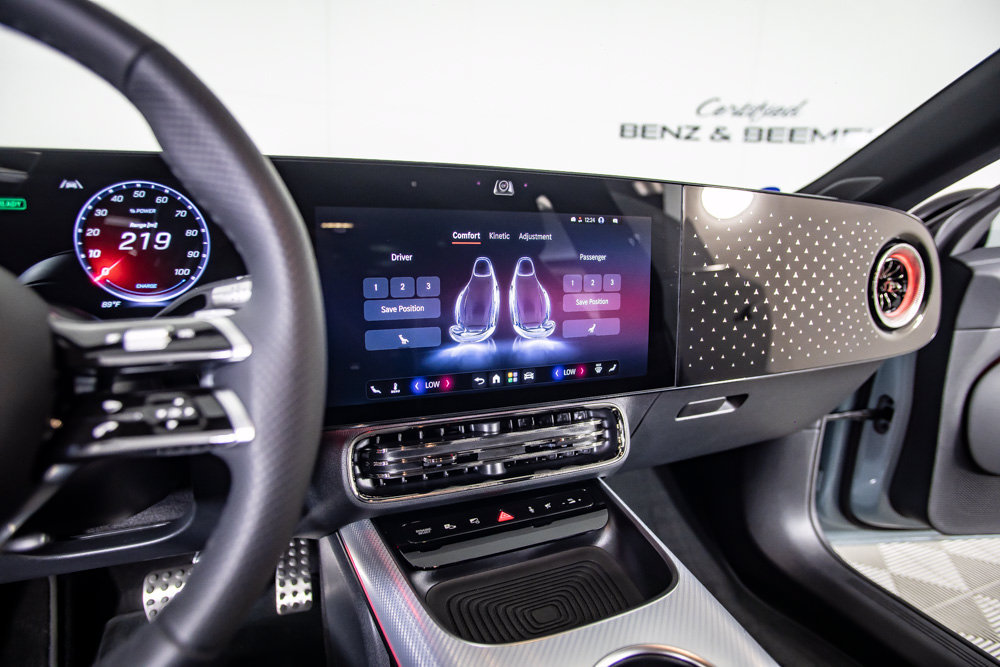 Used 2027 Mercedes-Benz CLA 350 w/ AMG Line image 43