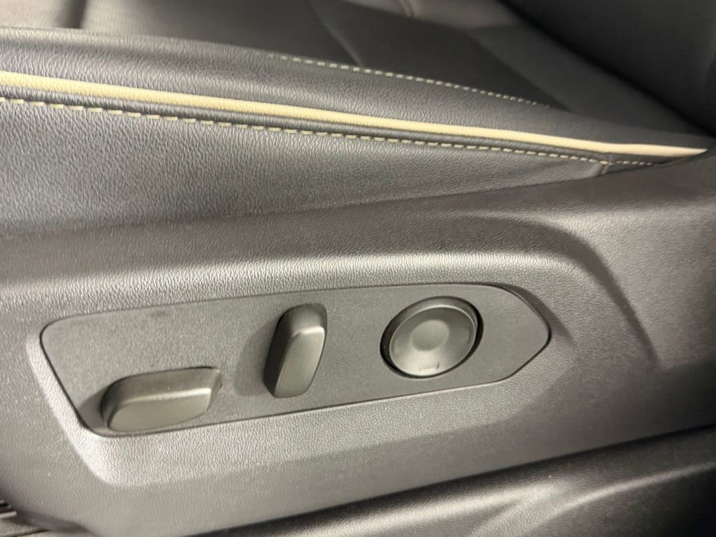 Used 2025 Chevrolet Tahoe Premier image 24