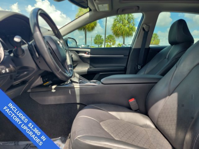 Used 2021 Toyota Camry XSE FWD image 20