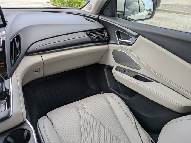 Used 2025 Acura RDX SH-AWD w/ Advance Package image 16