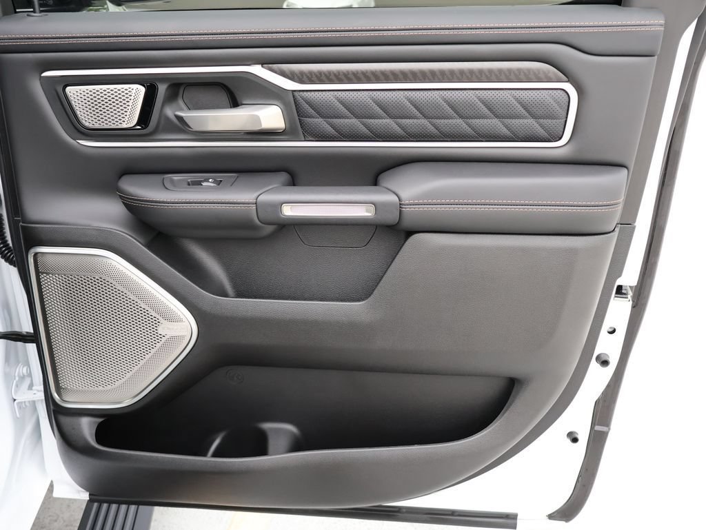 Used 2026 RAM 1500 Tungsten AWD/4WD image 20