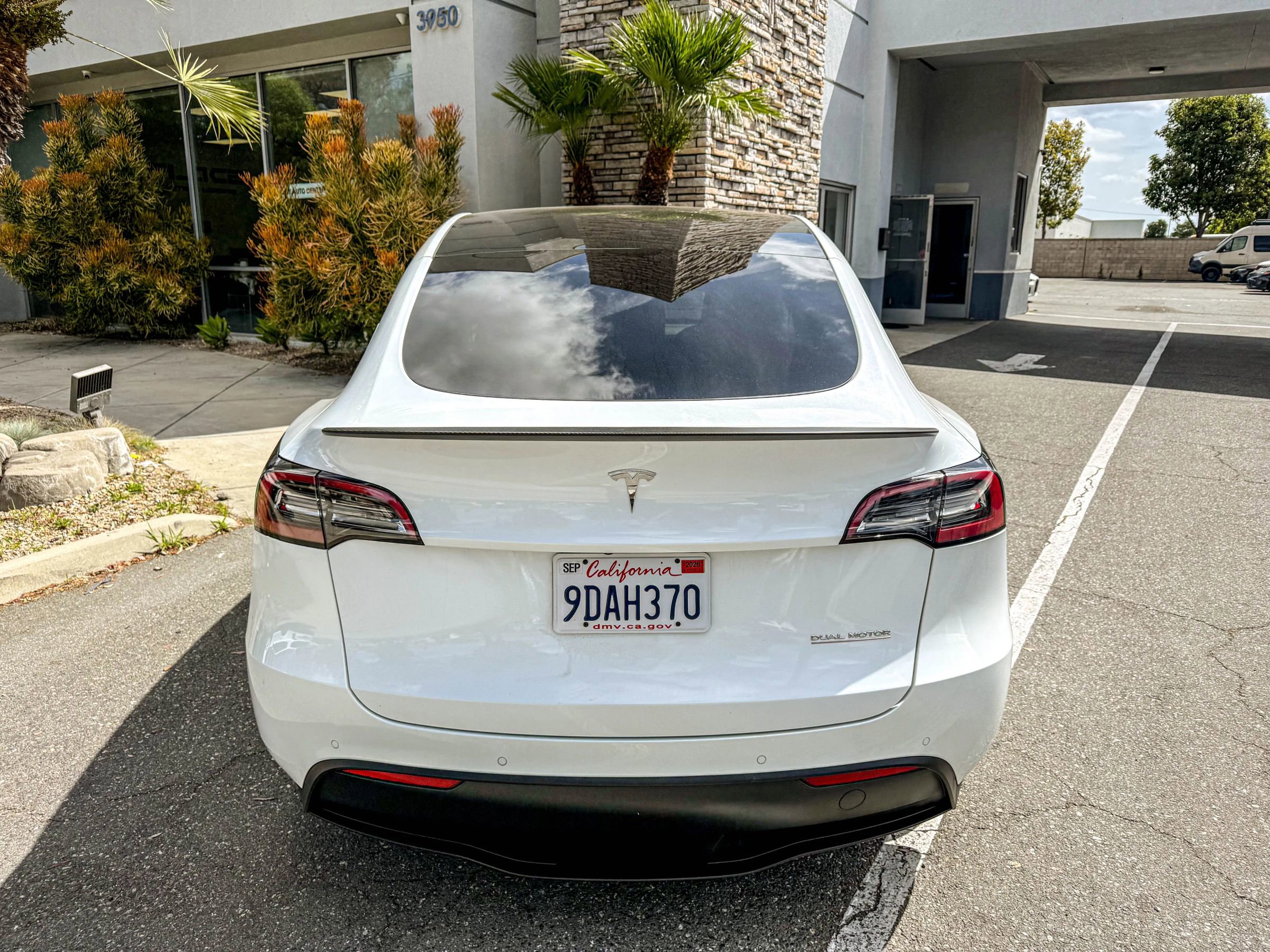 Used 2022 Tesla Model Y Performance AWD/4WD image 12