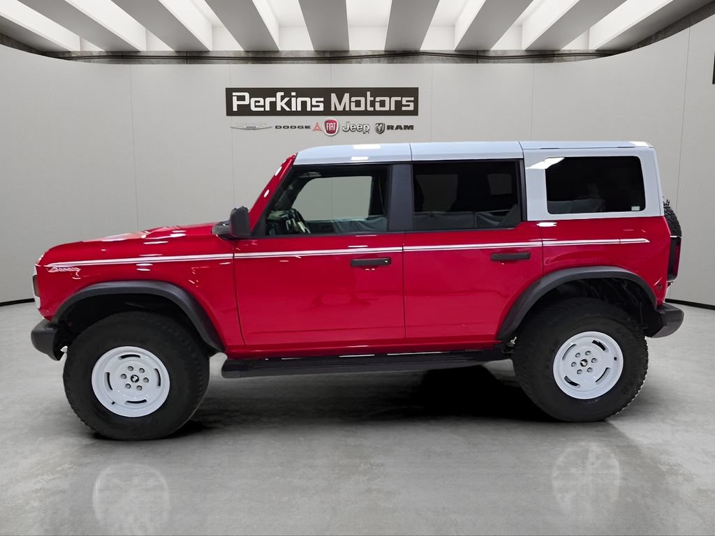 Used 2024 Ford Bronco Heritage Edition AWD/4WD image 2
