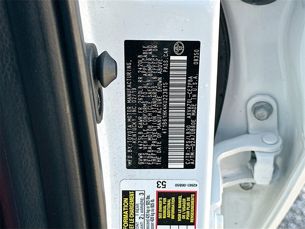 Used 2019 Toyota Camry XSE image 28