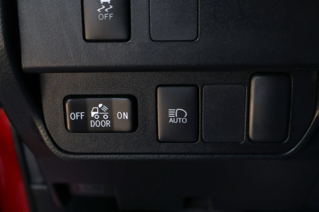 Used 2023 Toyota Tacoma SR5 w/ Technology Package AWD/4WD image 21