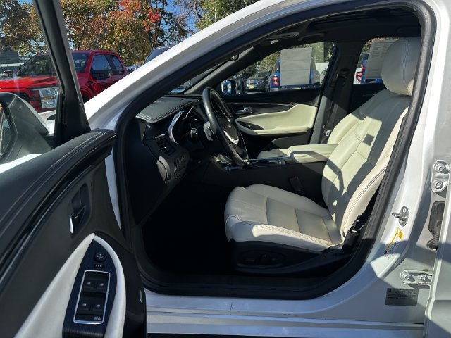 Used 2018 Chevrolet Impala LT w/ Sunroof and Spoiler Package FWD image 19