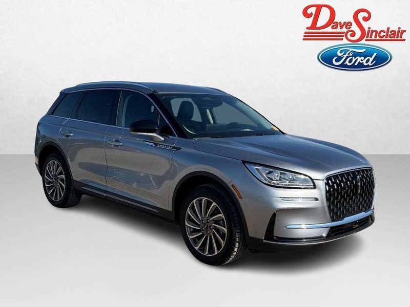 Used 2023 Lincoln Corsair Reserve w/ Towing Package image 4