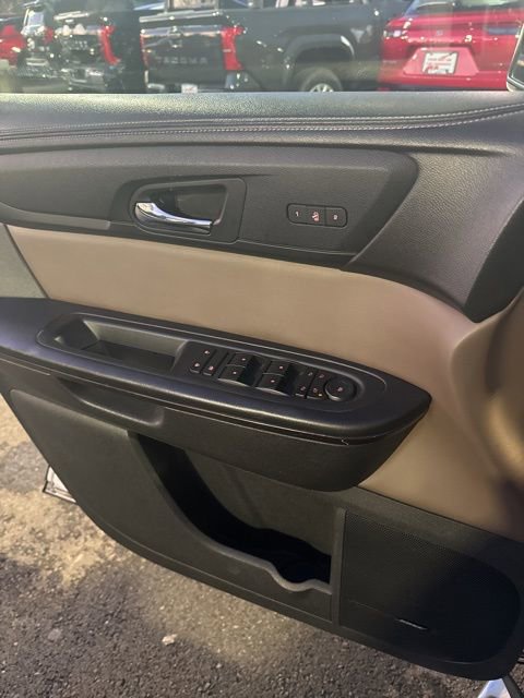 Used 2015 GMC Acadia SLT image 5