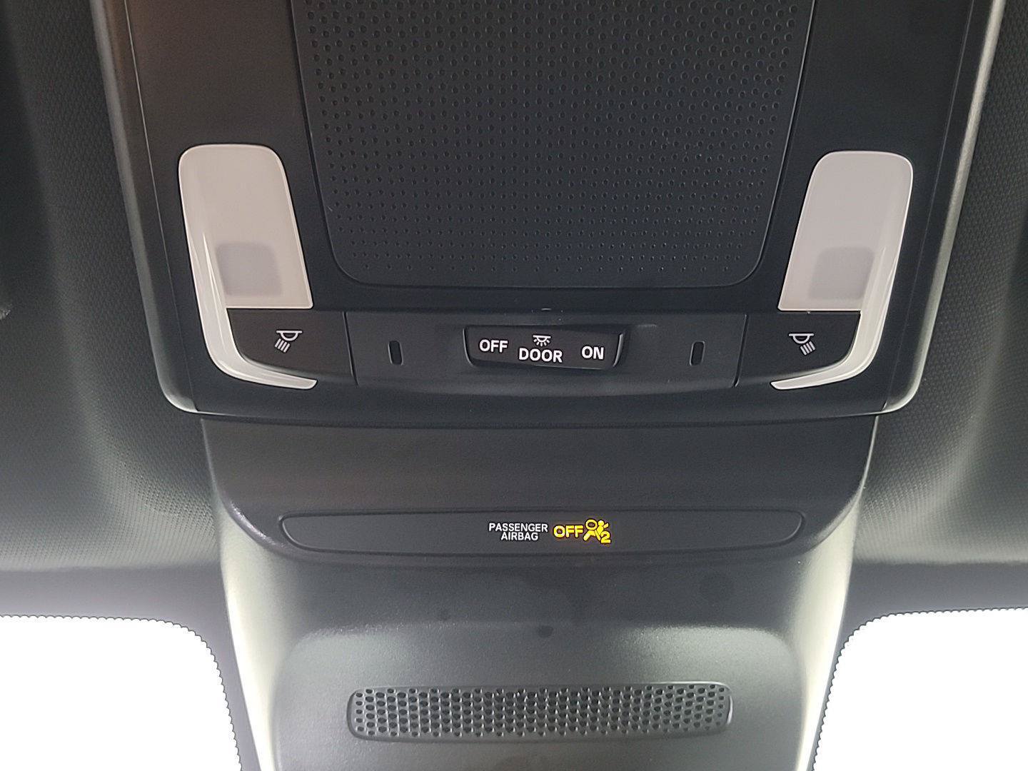 Certified 2025 Honda HR-V Sport image 34