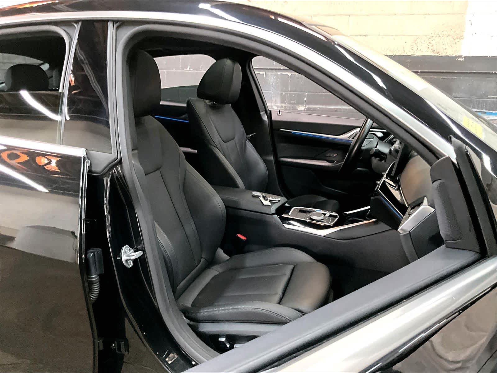 Used 2023 BMW i4 eDrive40 w/ Premium Package RWD image 11