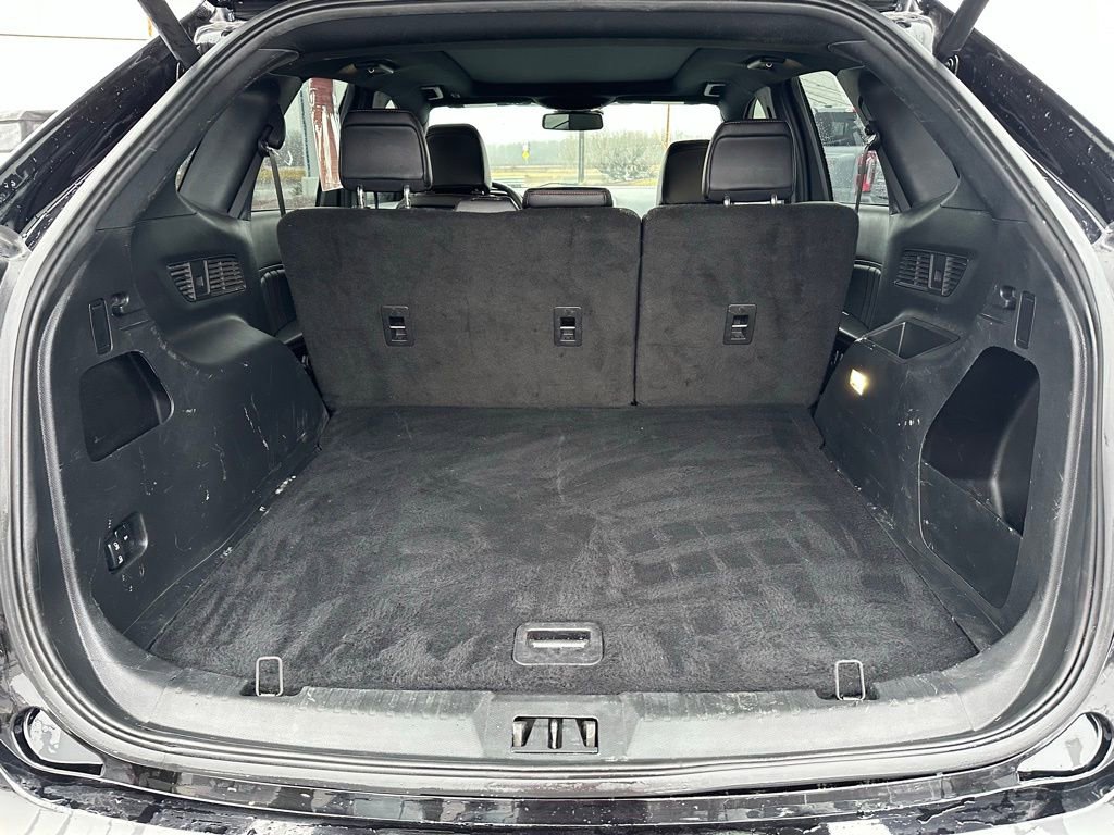 Used 2024 Ford Edge ST-Line image 6