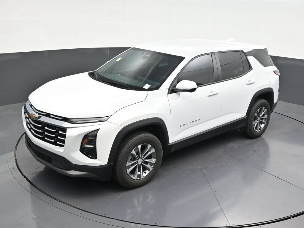 Used 2025 Chevrolet Equinox LT w/ Safety and Technology Package FWD image 16