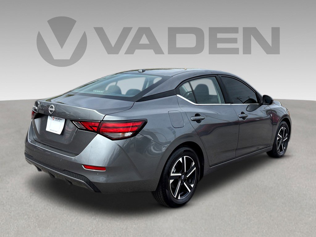 Used 2025 Nissan Sentra SV image 21