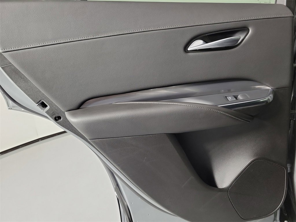 Certified 2025 Cadillac XT4 Premium Luxury image 13