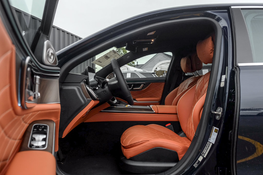 New 2027 Mercedes-Benz S 580 4MATIC Sedan image 12
