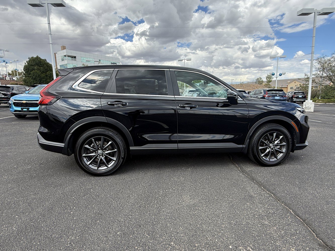 Certified 2026 Honda CR-V EX-L image 4