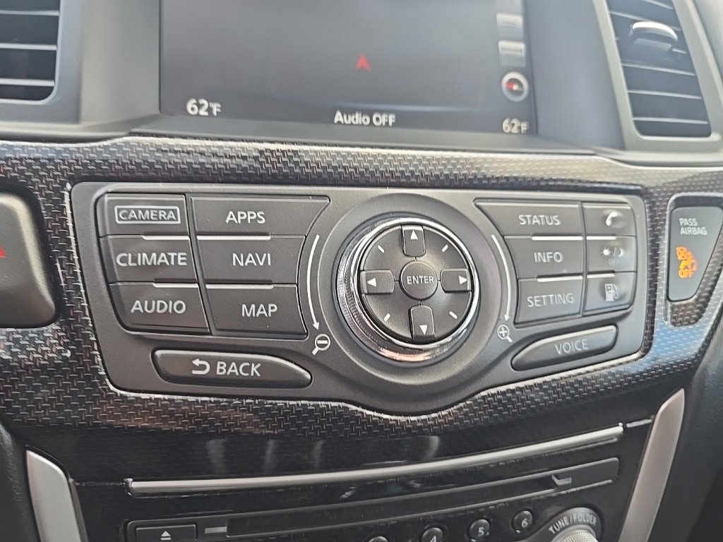 Used 2020 Nissan Pathfinder SL image 13