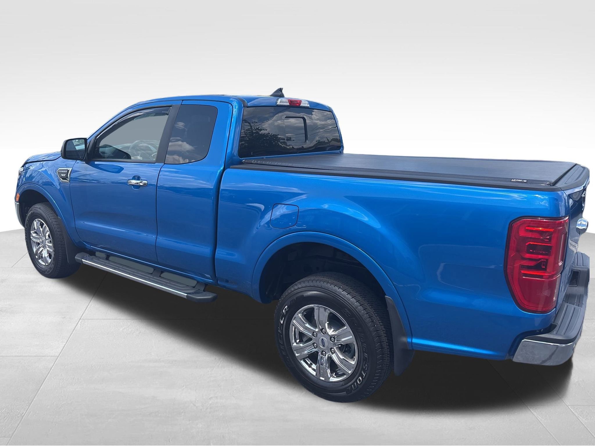 Used 2023 Ford Ranger XLT w/ Equipment Group 302A High image 9