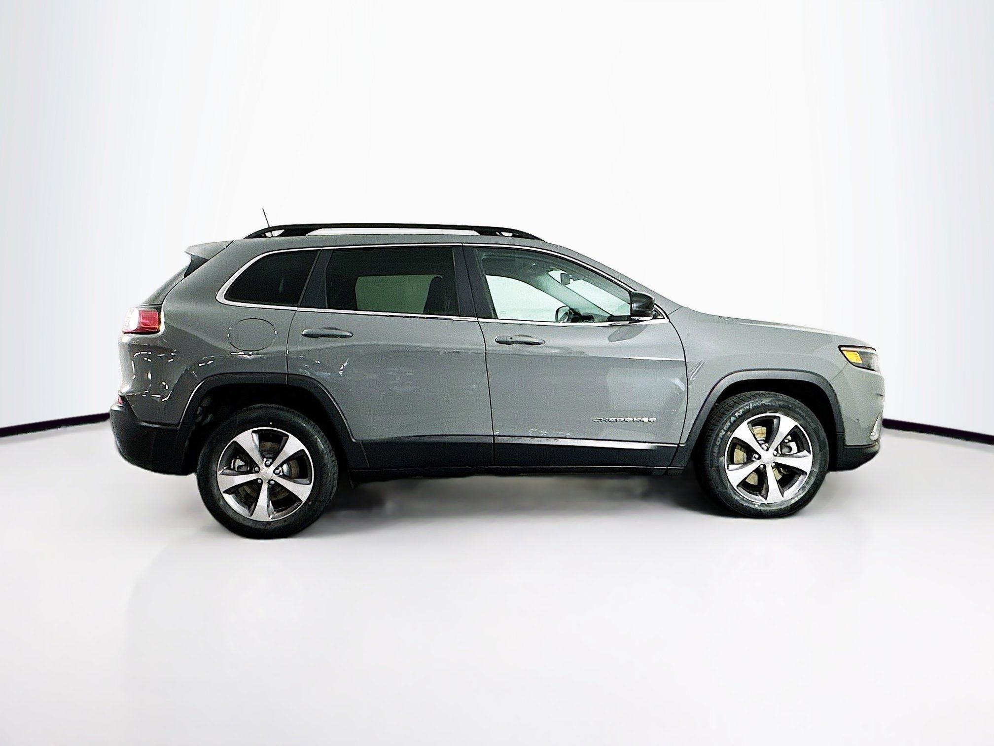 Used 2022 Jeep Cherokee Limited image 10