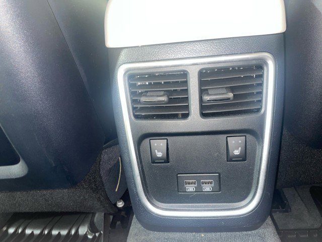 Used 2017 Chrysler 300 C Platinum w/ Safetytec Plus Group image 19