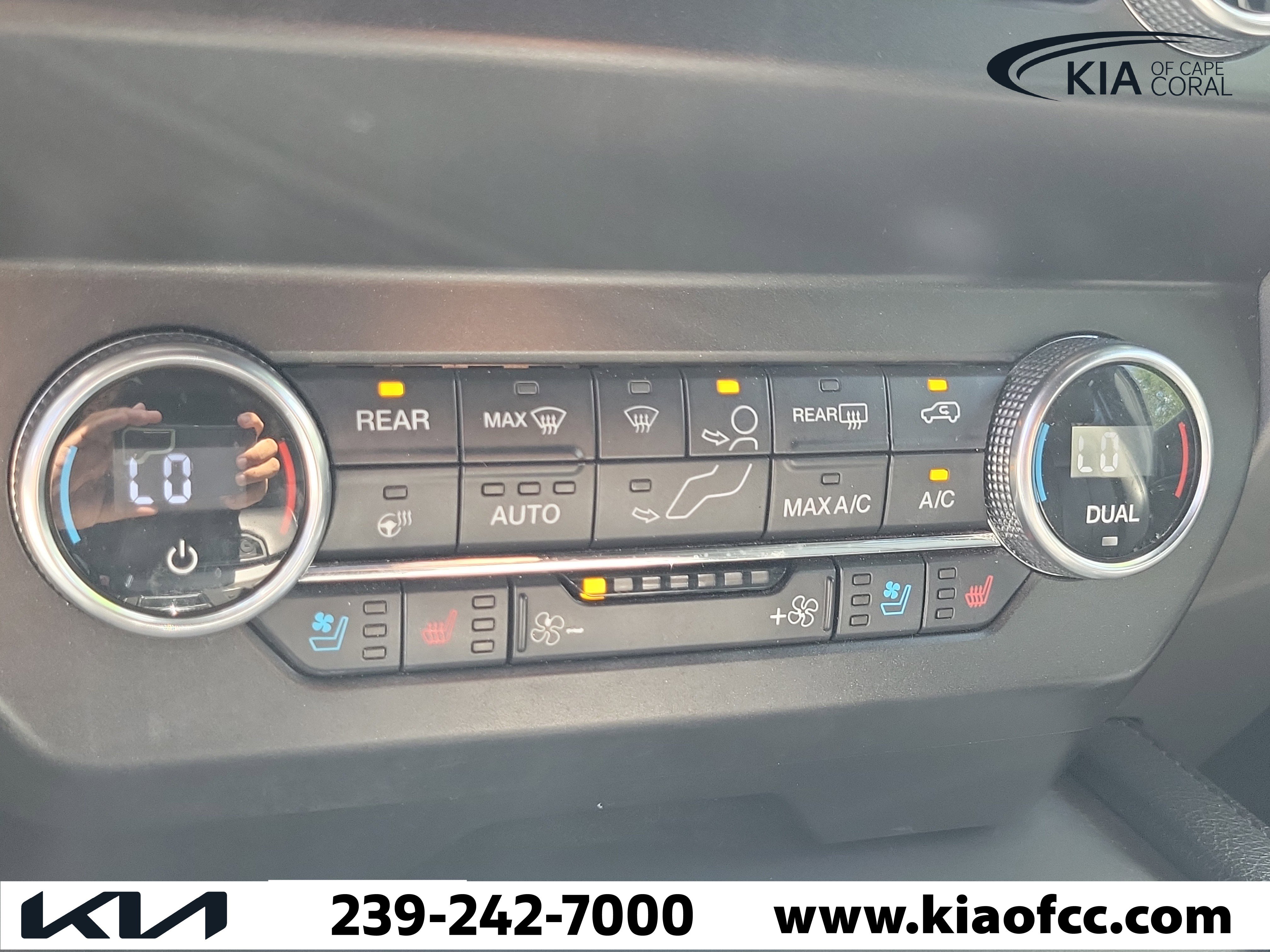 Used 2020 Ford Expedition Max XLT w/ Equipment Group 202A RWD image 30