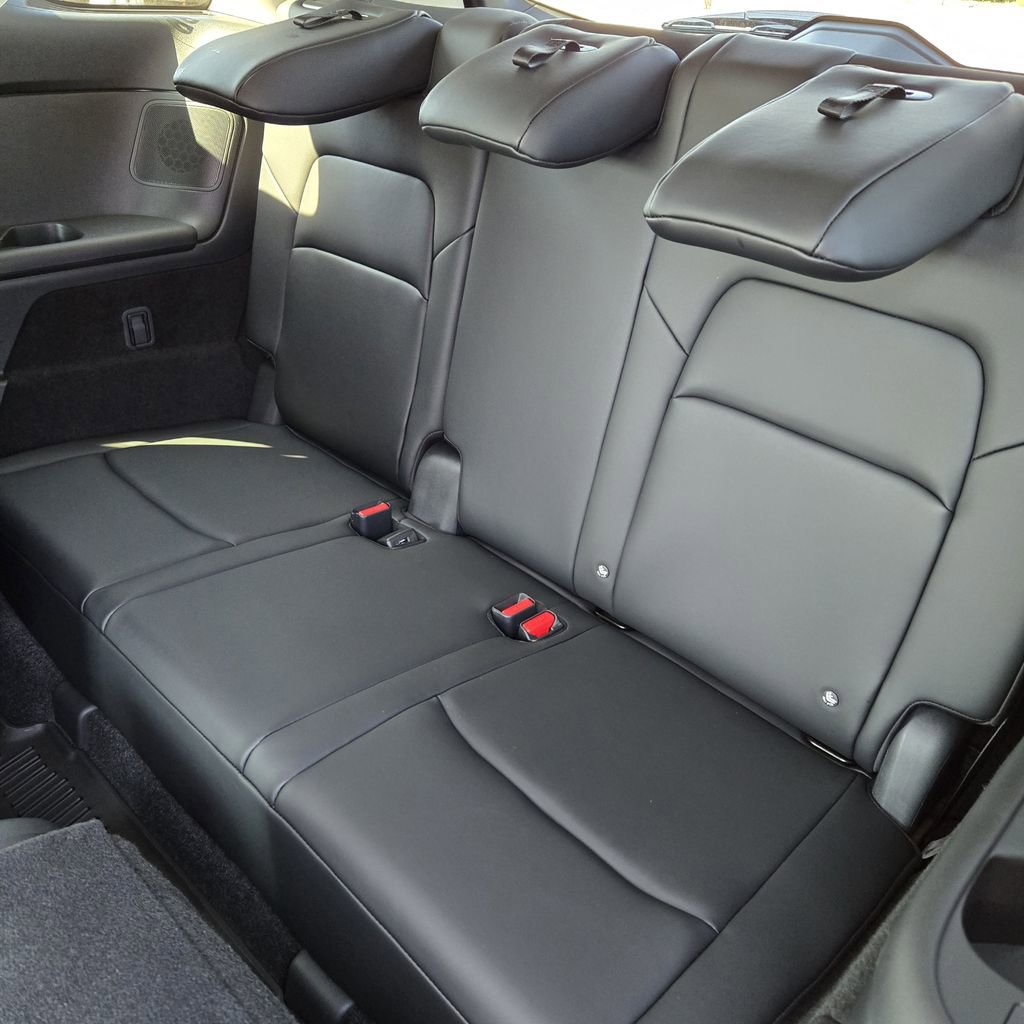 New 2026 Nissan Pathfinder SL w/ SL Premium Package FWD image 10