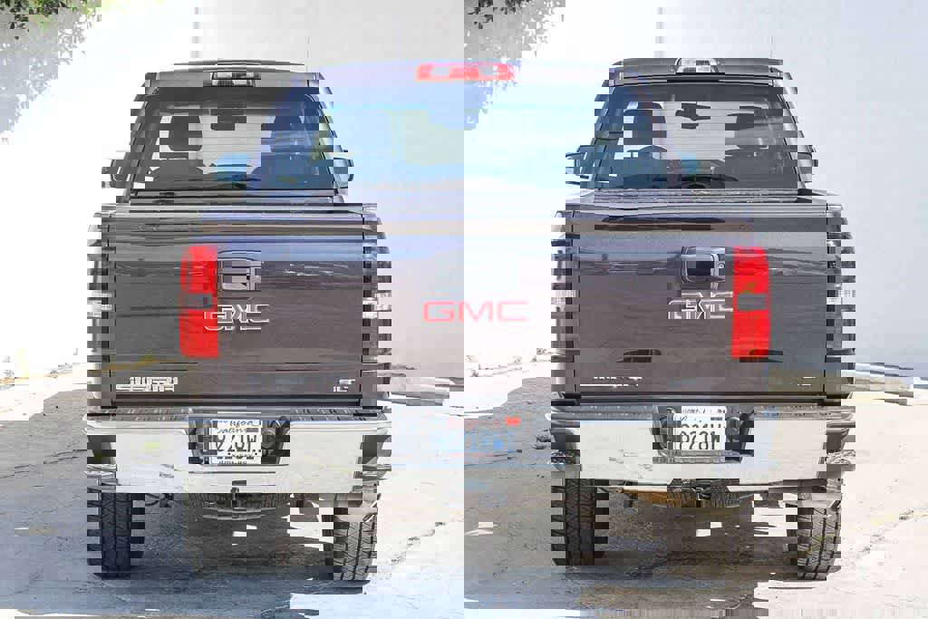 Used 2015 GMC Sierra 1500 SLT w/ SLT Crew Cab Value Package RWD image 8