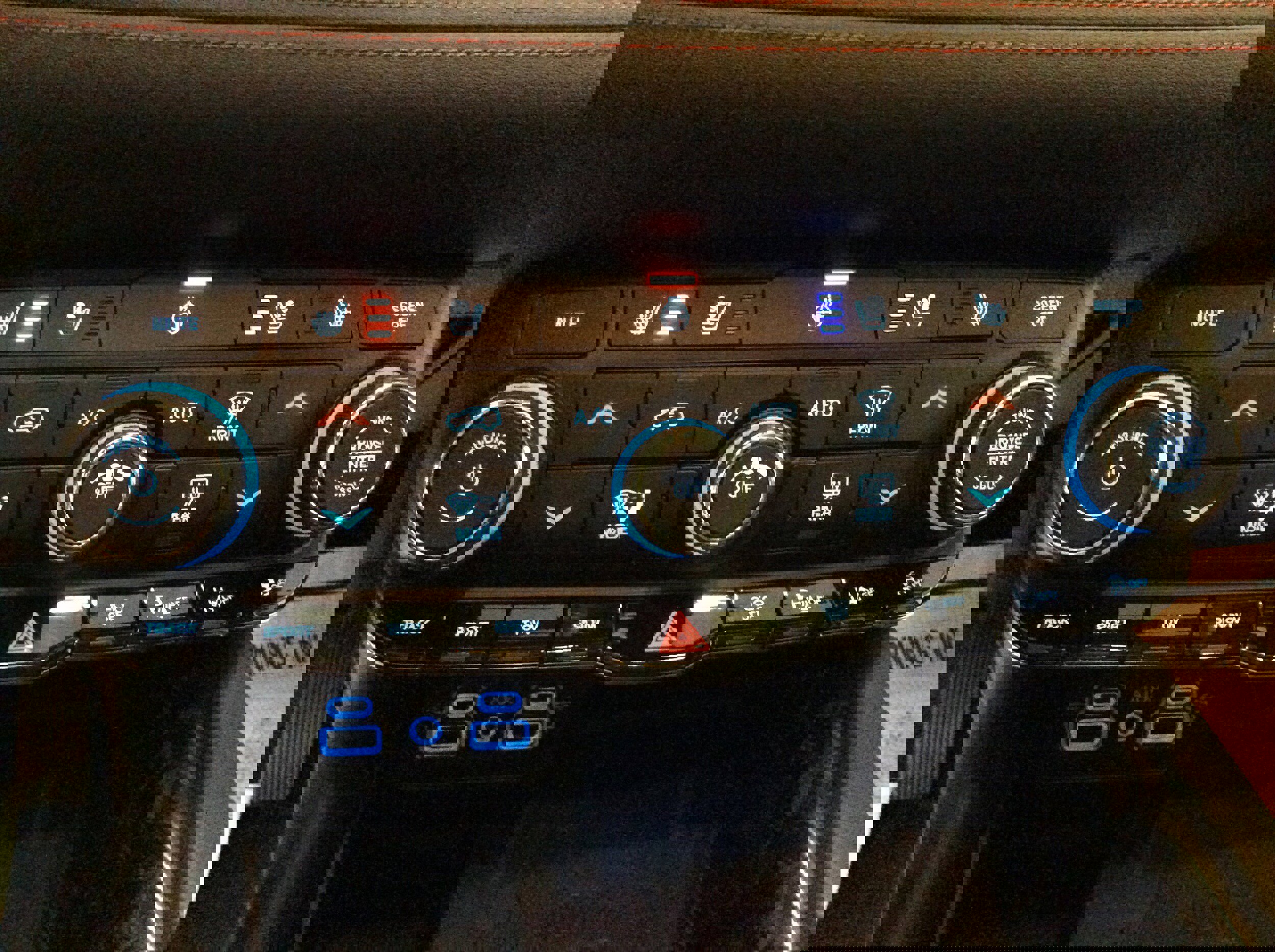 Used 2024 Dodge Durango R/T image 34