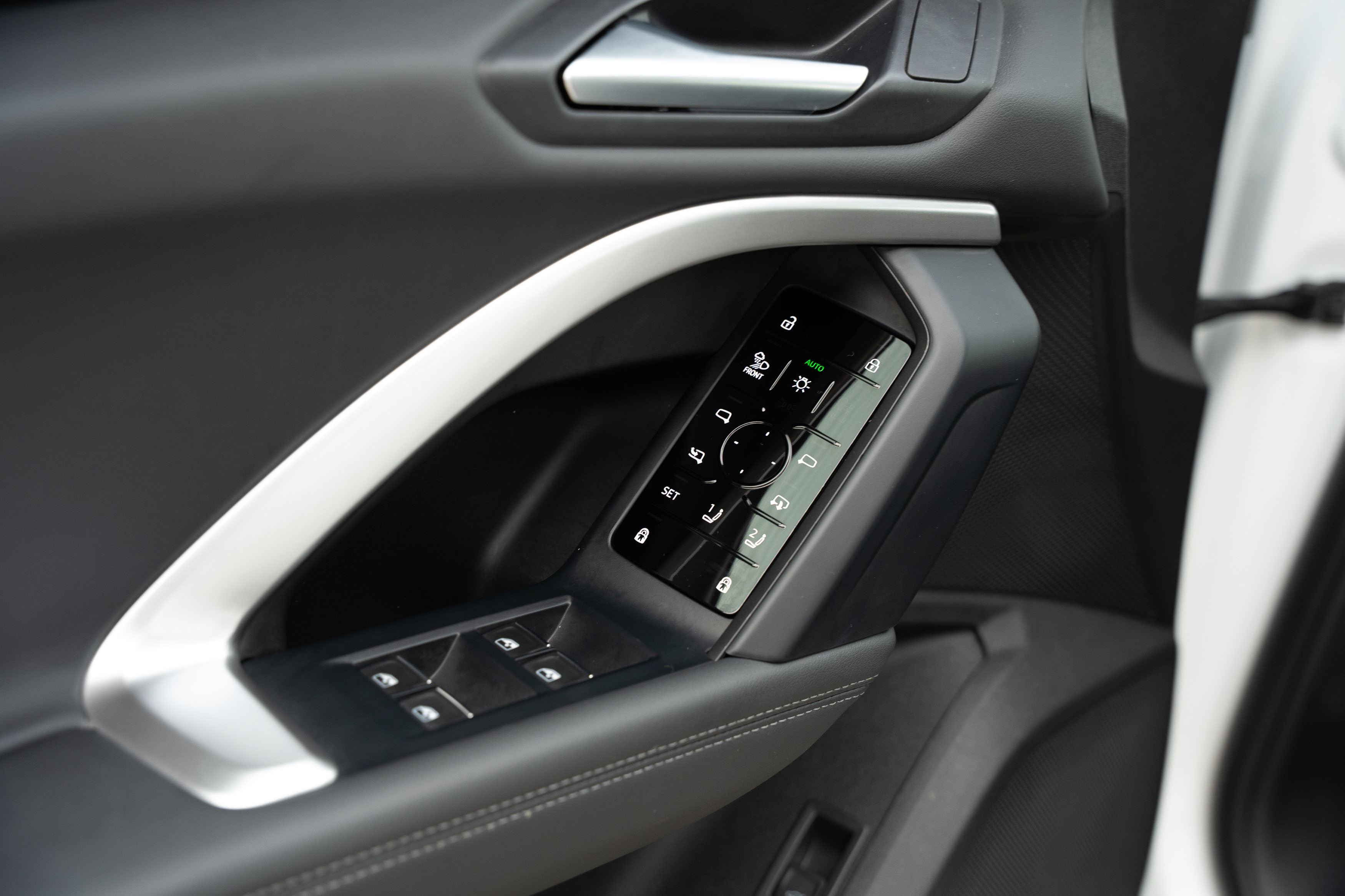 Certified 2025 Audi Q5 Premium AWD/4WD image 9
