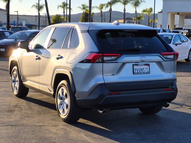 Used 2025 Toyota RAV4 LE image 8