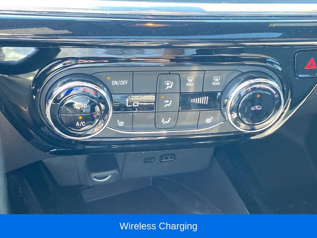 Certified 2024 Chevrolet Trax RS w/ Sunroof Package FWD image 12