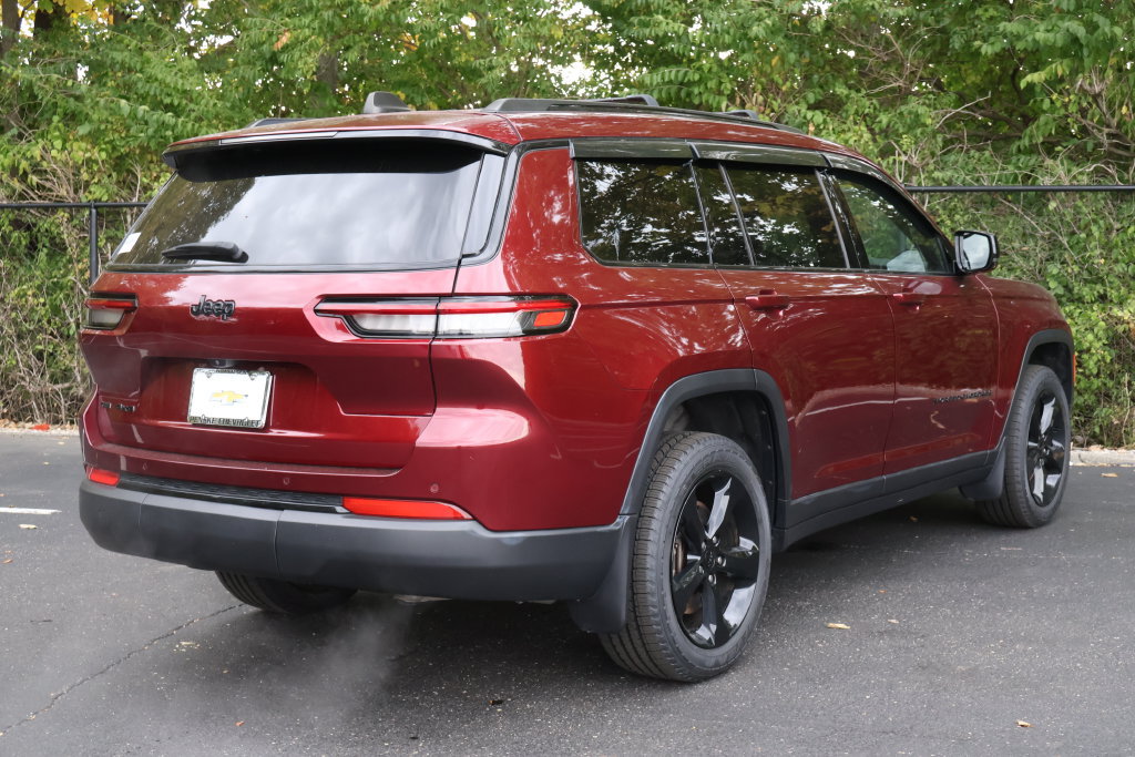 Used 2023 Jeep Grand Cherokee L Laredo AWD/4WD image 11