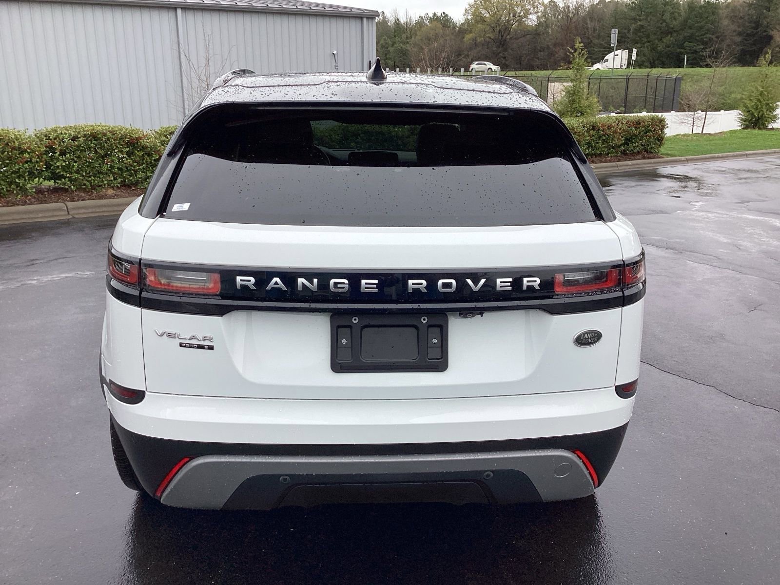 Used 2019 Land Rover Range Rover Velar S image 3