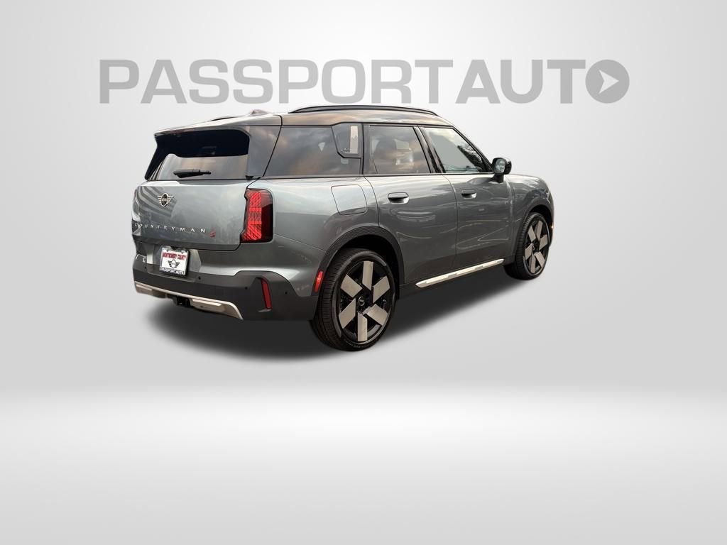 Used 2025 MINI Cooper Countryman S w/ Comfort Package Max image 8