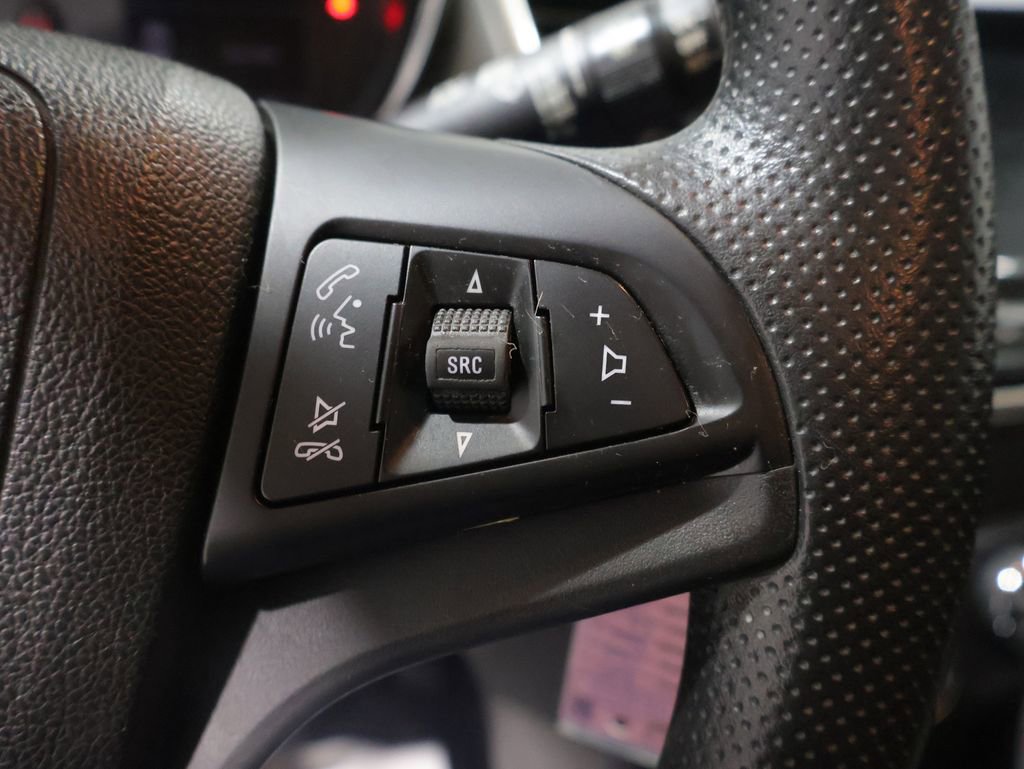 Used 2017 Chevrolet Trax LS image 31