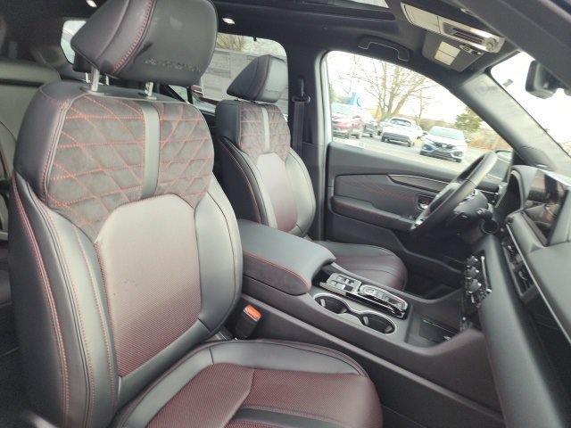 New 2026 Honda Pilot Black Edition image 17