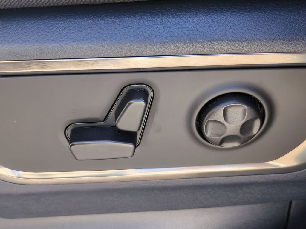 Used 2020 RAM 1500 Limited image 20