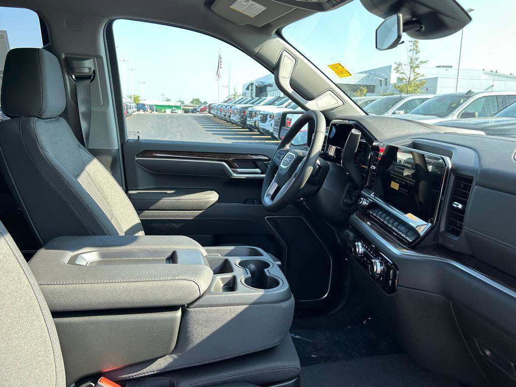 New 2026 GMC Sierra 1500 Elevation image 19